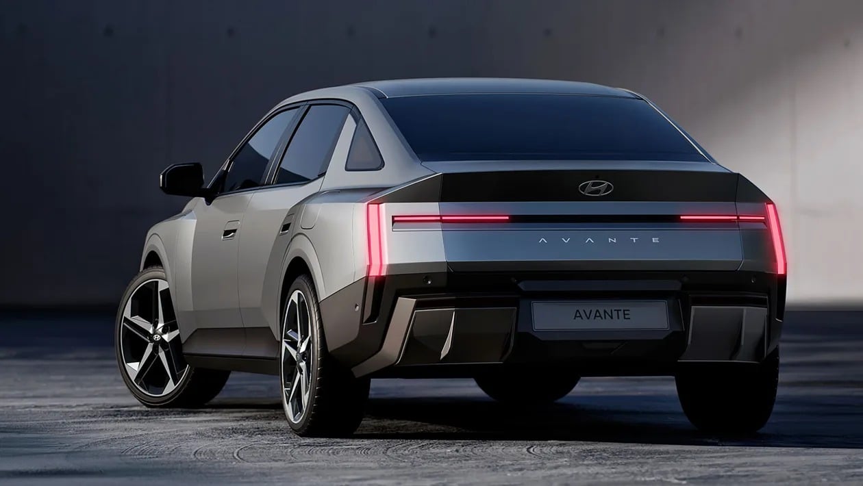Το νέο Hyundai Avante φέρνει αέρα πολυτέλειας και βάζει στο στόχαστρο την Ευρώπη
