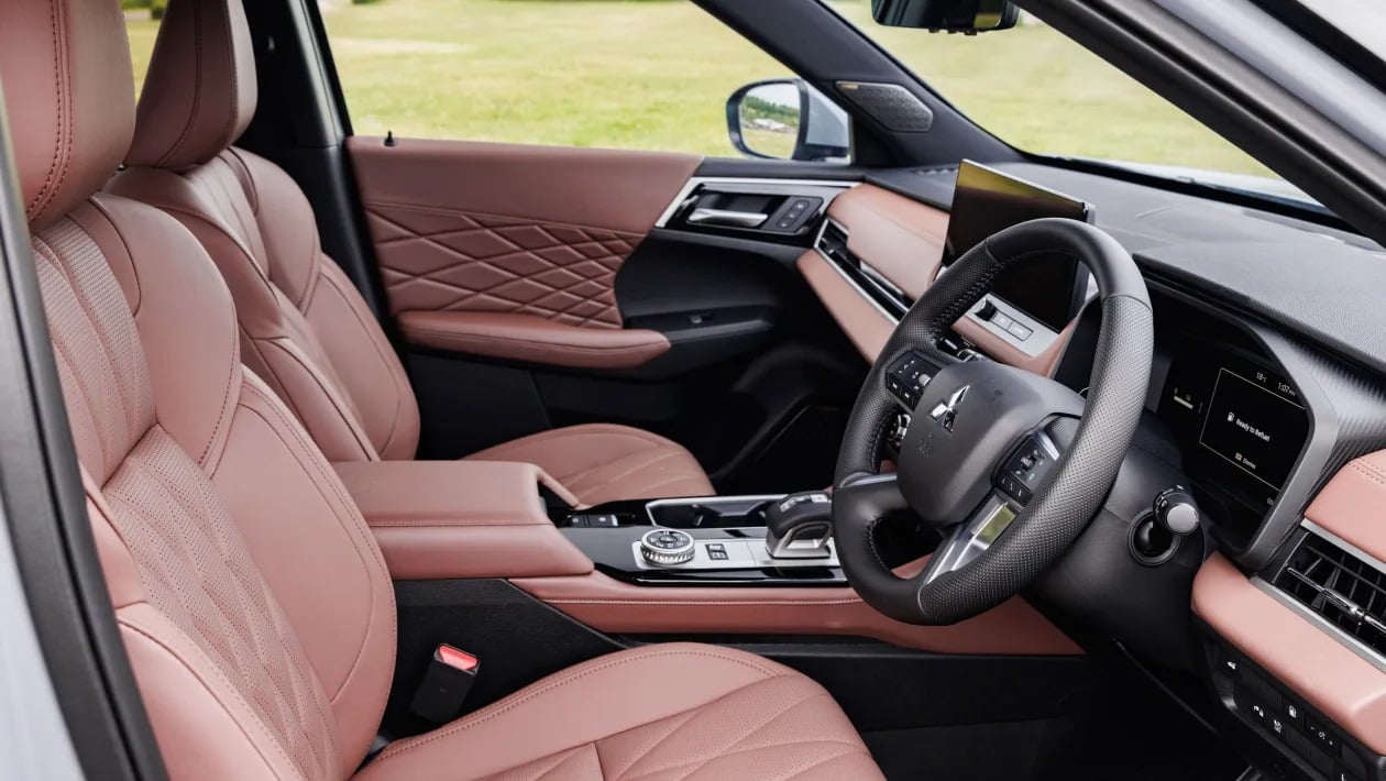Mitsubishi Outlander PHEV: Το SUV που επιστρέφει για να κυριαρχήσει ξανά στην κατηγορία