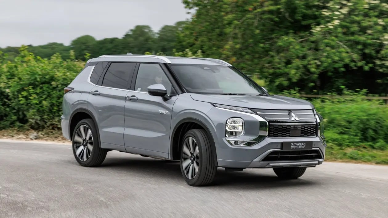 Mitsubishi Outlander PHEV: Το SUV που επιστρέφει για να κυριαρχήσει ξανά στην κατηγορία
