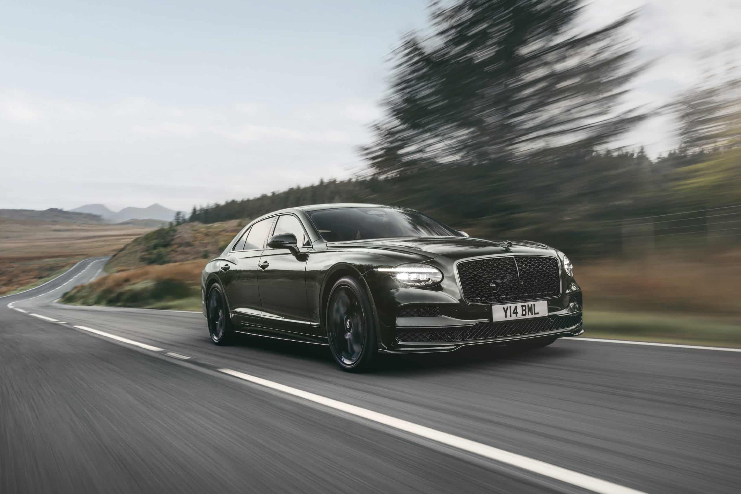Νέα Bentley Flying Spur: Xειροποίητη πολυτέλεια με επιδόσεις supercar