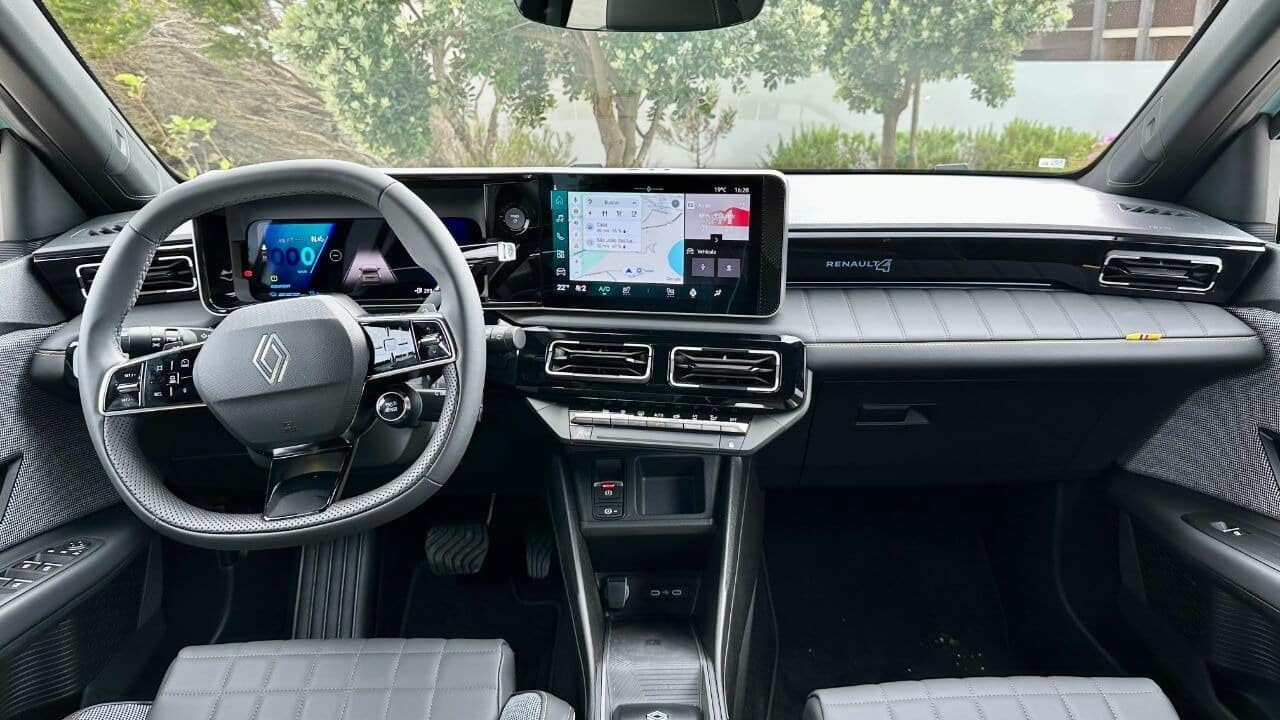 Kia EV2 vs Renault 4 E-Tech: Η μεγάλη μάχη των ηλεκτρικών SUV μόλις ξεκίνησε