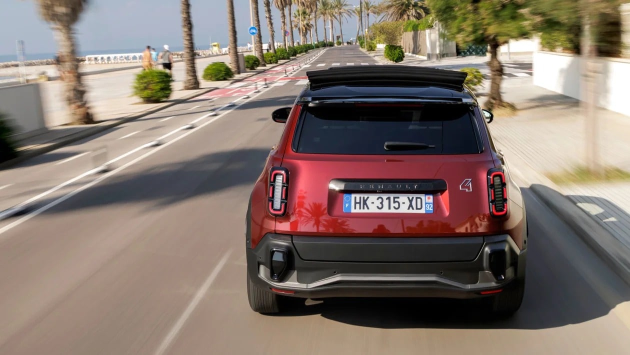 Renault 4 Plein Sud: Το ηλεκτρικό SUV που φέρνει το καλοκαίρι