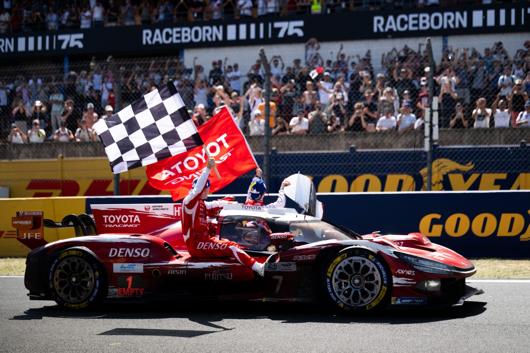 Νίκη για την TOYOTA RACING στο Le Mans