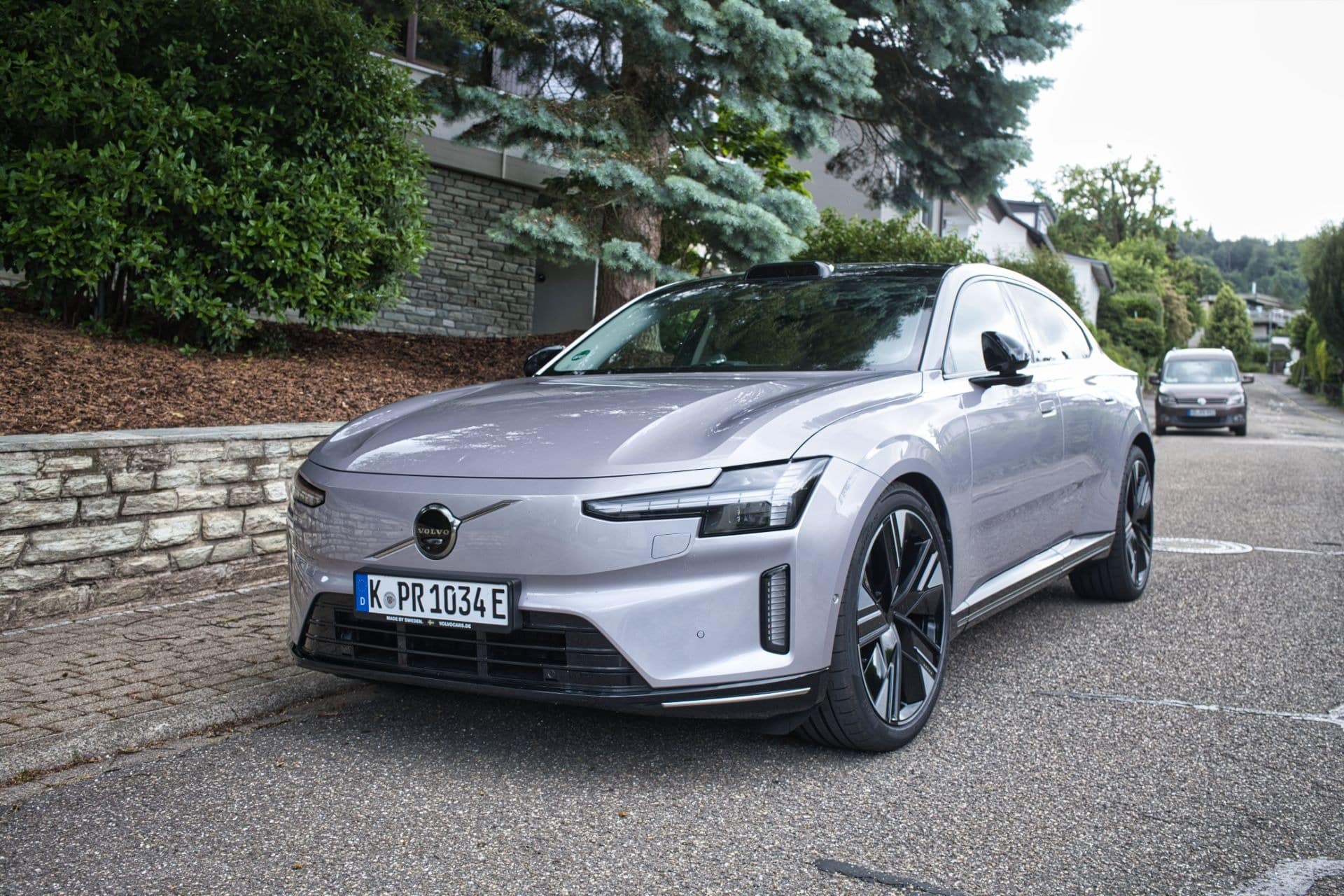Volvo ES90: Όταν το sedan αποκτά ξαφνικά ξανά νόημα