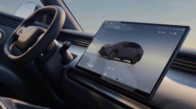 Xpeng Mona L03: Το νέο ηλεκτρικό SUV αποκαλύπτει το εντυπωσιακό εσωτερικό του