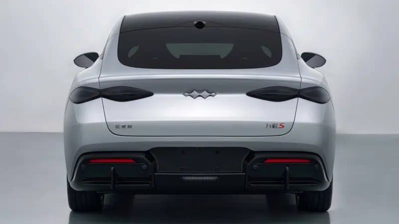 BYD Formula S και Formula S GT: Τα νέα ηλεκτρικά «πυραυλικά» μοντέλα με 667 PS και τελική 240 km/h αποκαλύφθηκαν