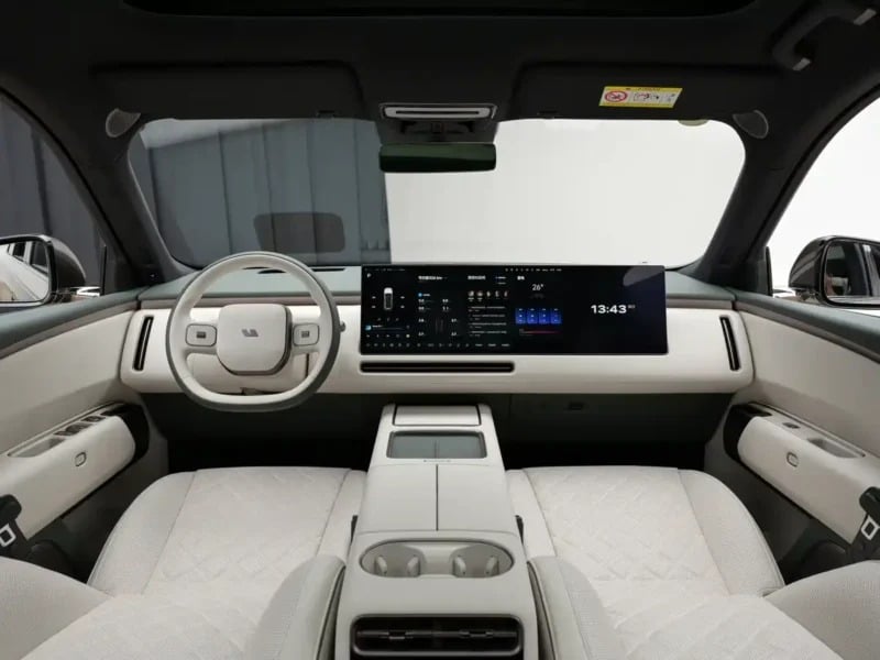 Li Auto L8 2026: Νέα έκδοση με 1.670 χλμ. αυτονομίας, προηγμένα συστήματα AI και κορυφαία άνεση