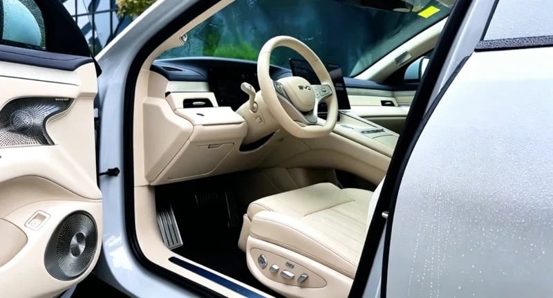 BYD Seal 08: Νέο premium sedan με 694 PS, αυτονομία 785 χλμ. και τεχνολογία 800V