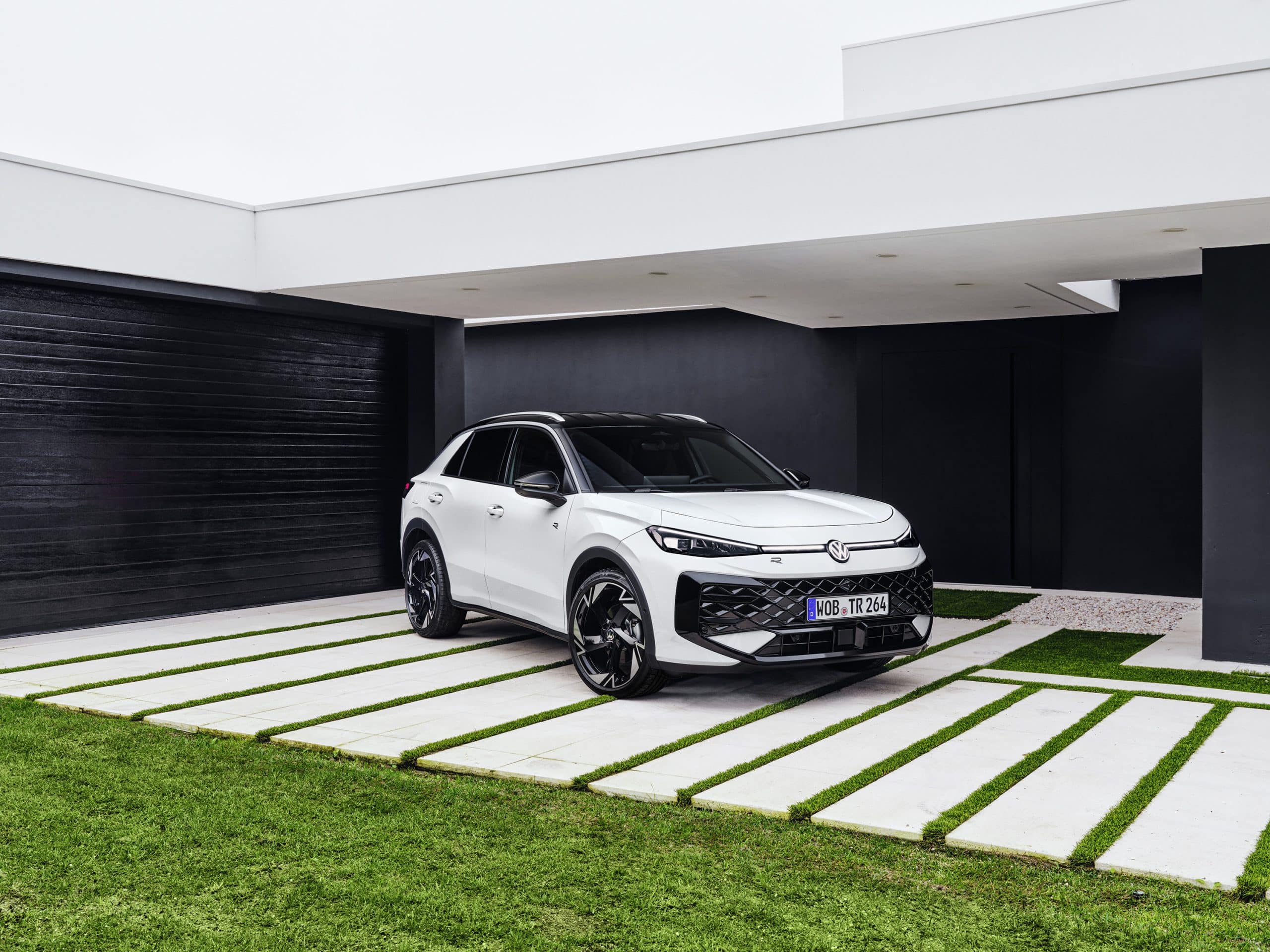 Νέο Volkswagen T-Roc: Ροκ χαρακτήρας, υβριδική τεχνολογία και σιγουριά έως 10 χρόνια