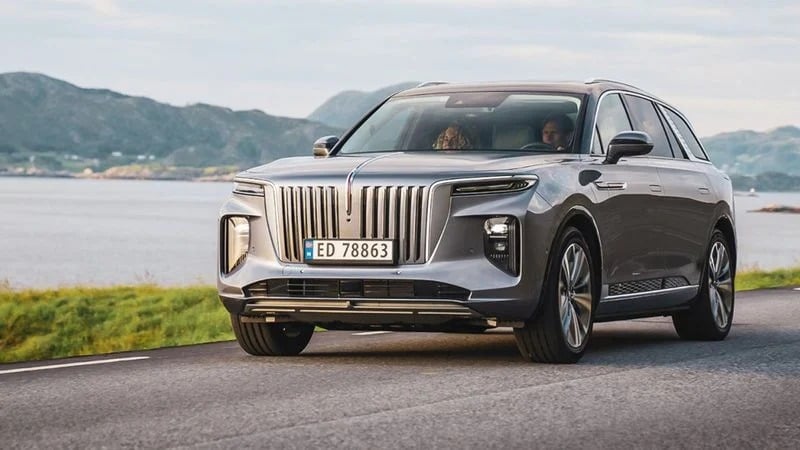 Η «κινεζική Rolls-Royce» διαθέτει μπαταρία που μπορεί να φορτιστεί σε 3 λεπτά