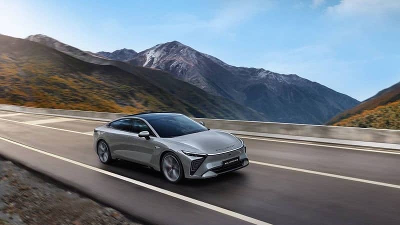 EXLANTIX ES: Το νέο ηλεκτρικό sedan της Chery έρχεται στην Ευρώπη με 610 χλμ. αυτονομία