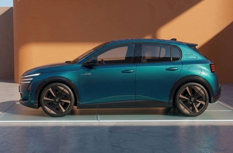 Αποκαλύφθηκε το νέο Peugeot e-208