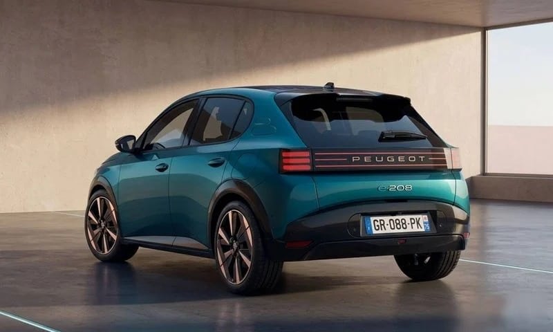 Αποκαλύφθηκε το νέο Peugeot e-208