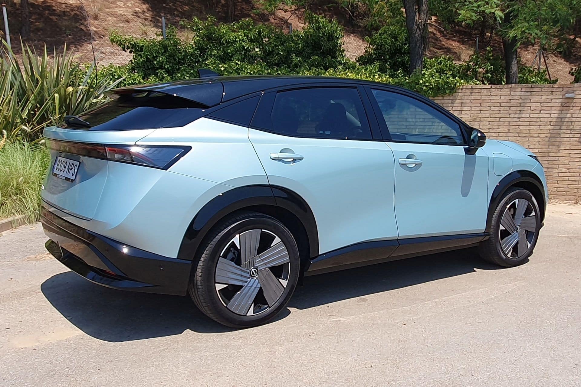 Το ανανεωμένο Nissan Ariya 2026 αποκαλύπτεται