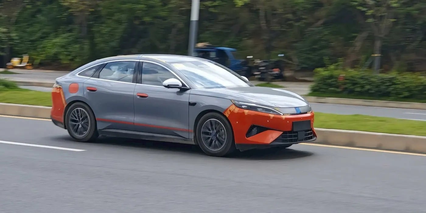 BYD Qin Max EV: Το νέο ηλεκτρικό sedan με φόρτιση σε 9 λεπτά αποκαλύπτεται