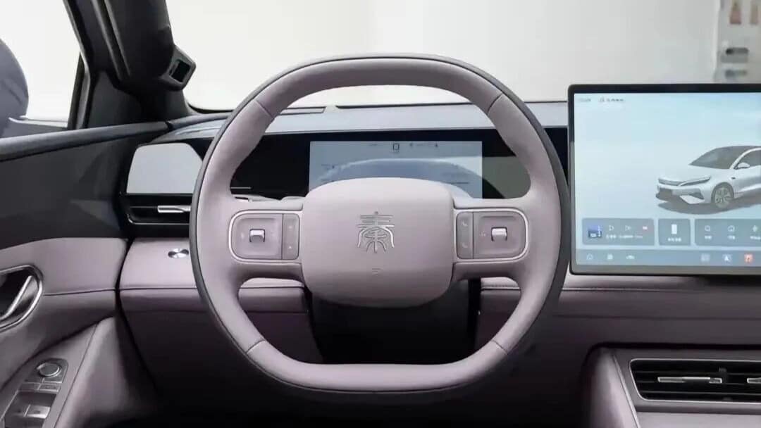 BYD Qin Max EV: Το νέο ηλεκτρικό sedan με φόρτιση σε 9 λεπτά αποκαλύπτεται
