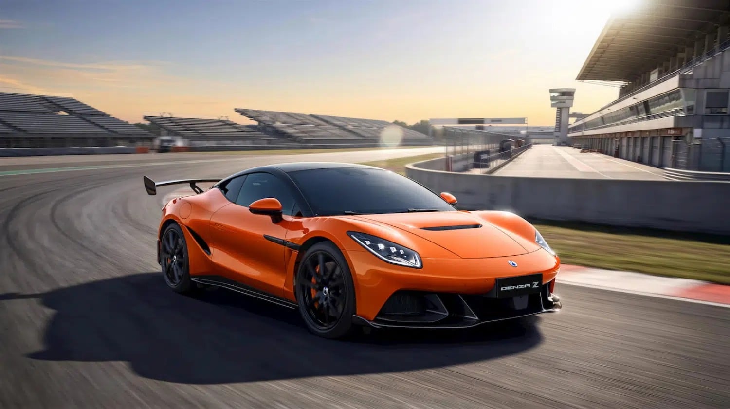 Το BYD Denza Z των 1.582 ίππων προκαλεί την Porsche 911 Turbo S