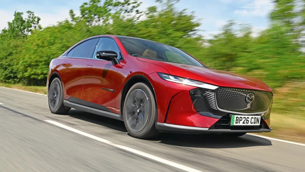 Tesla Model 3 vs Mazda 6e: Η μεγάλη αναμέτρηση στα ηλεκτρικά sedan