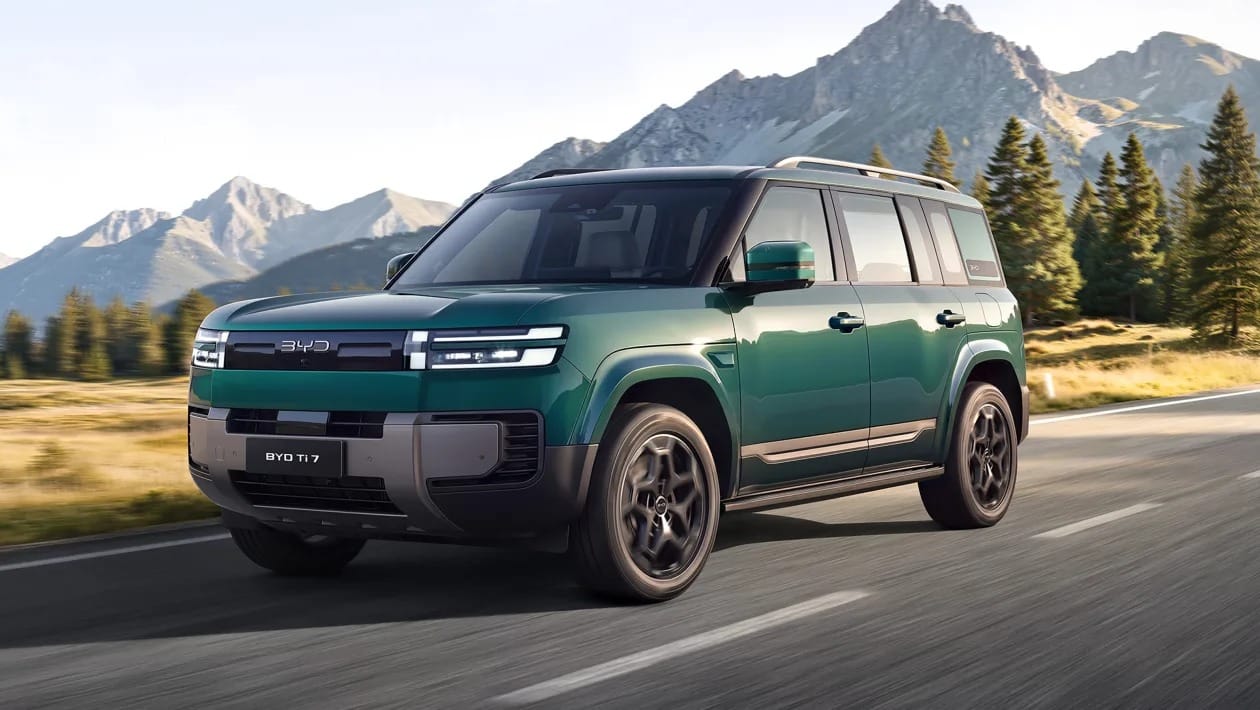 BYD Ti7: Το επταθέσιο SUV που βάζει στο στόχαστρο το Land Rover Defender