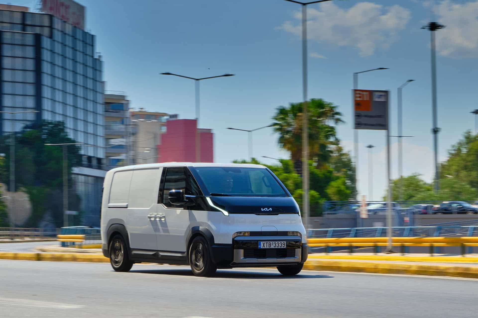 Νέο KIA PV5 Cargo: Ένας ηλεκτρικός πρωταθλητής