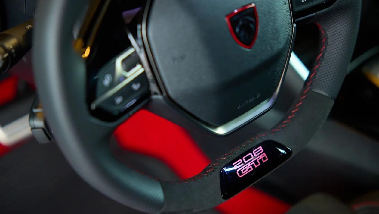 Νέο Peugeot E-208 GTi: Επιδόσεις, αυτονομία και όλα όσα πρέπει να γνωρίζετε