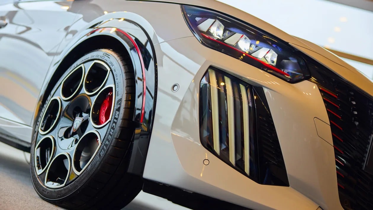 Νέο Peugeot E-208 GTi: Επιδόσεις, αυτονομία και όλα όσα πρέπει να γνωρίζετε