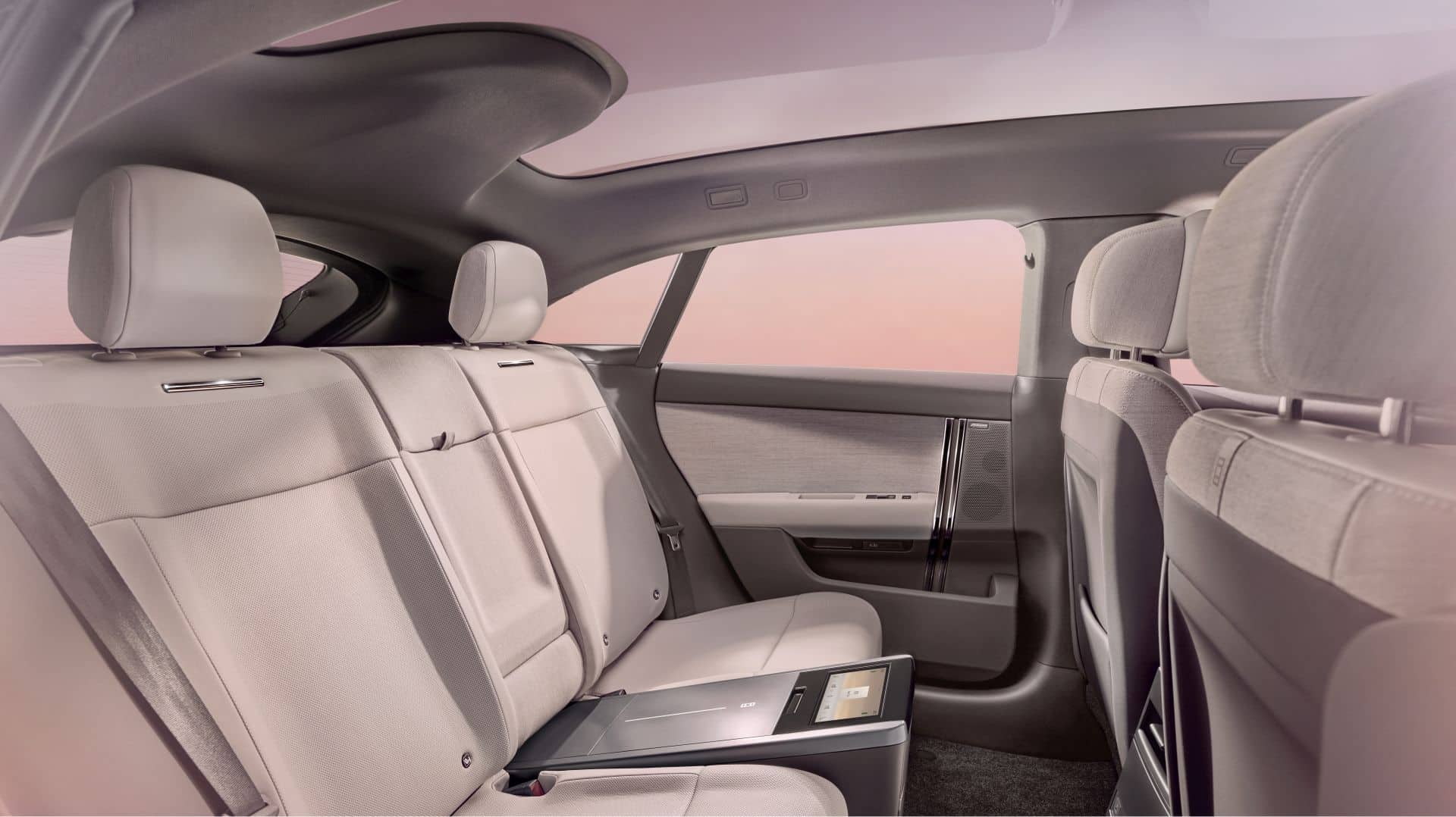 Range Rover GT: Το πρώτο ηλεκτρικό μοντέλο της νέας πλατφόρμας EMA