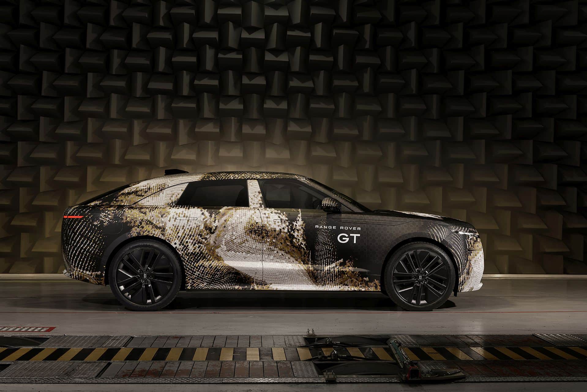 Range Rover GT: Το πρώτο ηλεκτρικό μοντέλο της νέας πλατφόρμας EMA