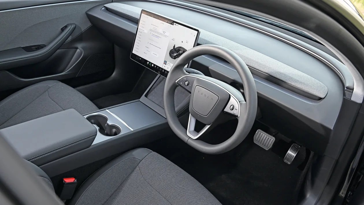 Tesla Model 3 vs Mazda 6e: Η μεγάλη αναμέτρηση στα ηλεκτρικά sedan