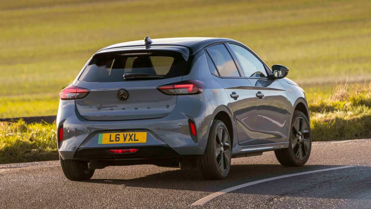 Opel Corsa Electric: Το μικρό ηλεκτρικό που κάνει τη διαφορά στην πράξη