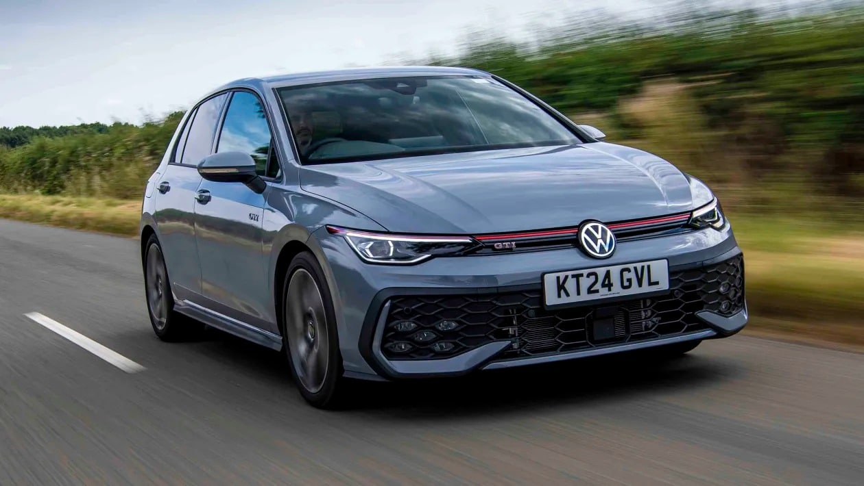 Volkswagen Golf GTI 2026: Ο βασιλιάς των hot hatch επιστρέφει στον θρόνο του