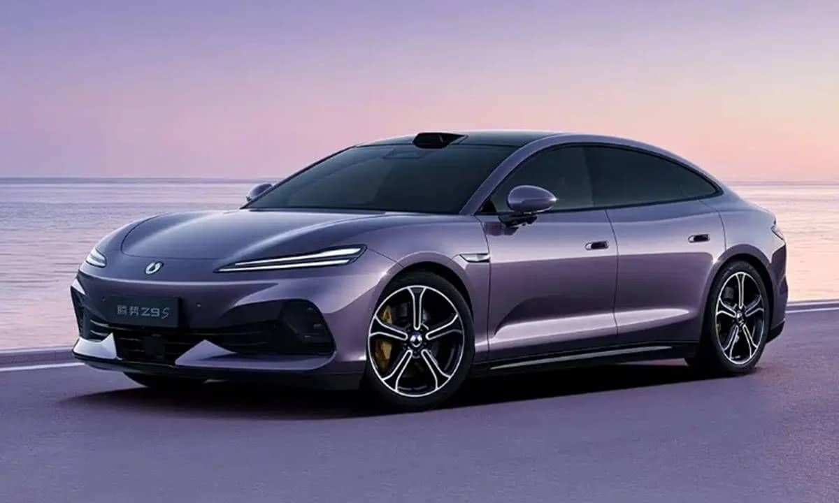 Η Denza παρουσιάζει το Z9S: Ένα σπορ sedan με αυτονομία έως και 920 Km