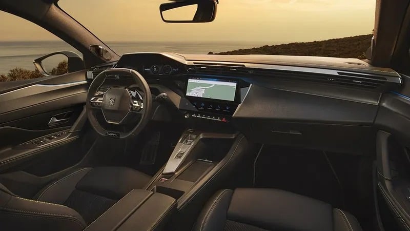 Νέο Peugeot e-408: Έρχεται με αυτονομία 700 χλμ. και εντυπωσιακό Shooting Brake σχεδιασμό