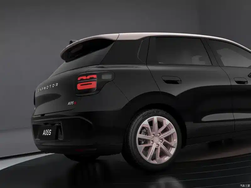 Η Leapmotor αποκαλύπτει το εσωτερικό του A05S