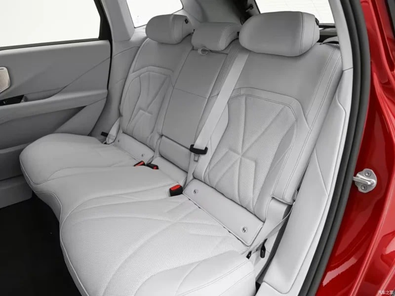 Νέα BMW iX3 Long Wheelbase: Ηλεκτρική αυτονομία 919 χλμ. και τεχνολογία Neue Klasse