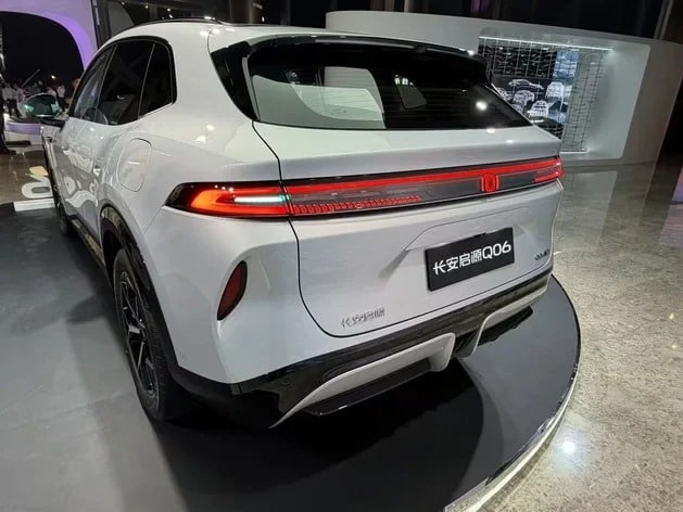 Η Changan παρουσιάζει το Nevo Q06: Ένα SUV με 800V και εξαιρετικά γρήγορη φόρτιση στους 6°C.