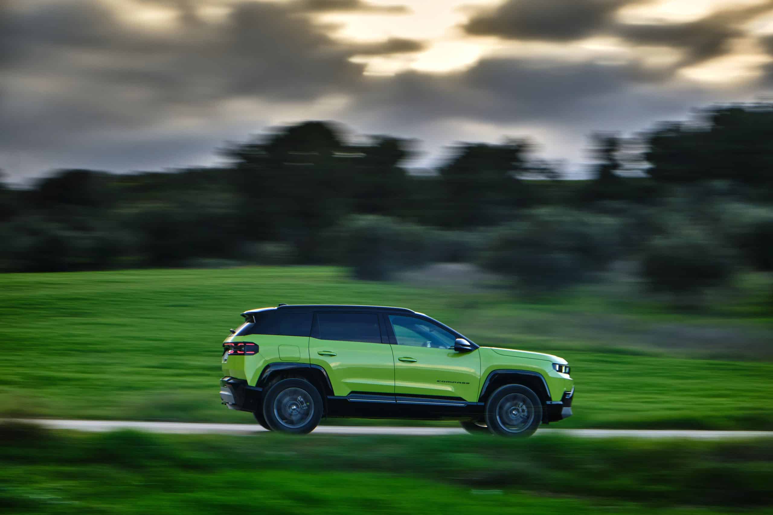 Το ολοκαίνουργιο Jeep Compass e-Hybrid με €32.990 και 8ετή εργοστασιακή εγγύηση