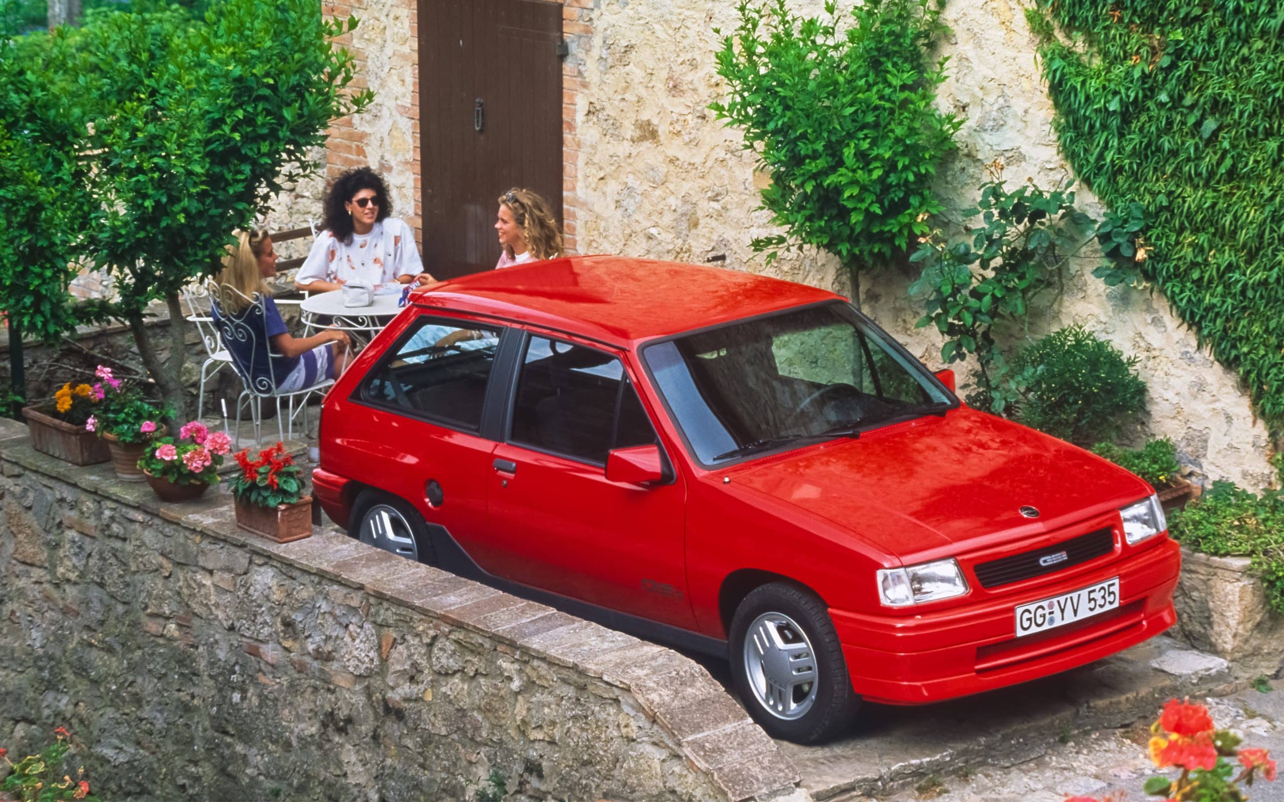 Νέο Opel Corsa GSE: Συνεχίζει δυναμικά την παράδοση των Hot Hatch
