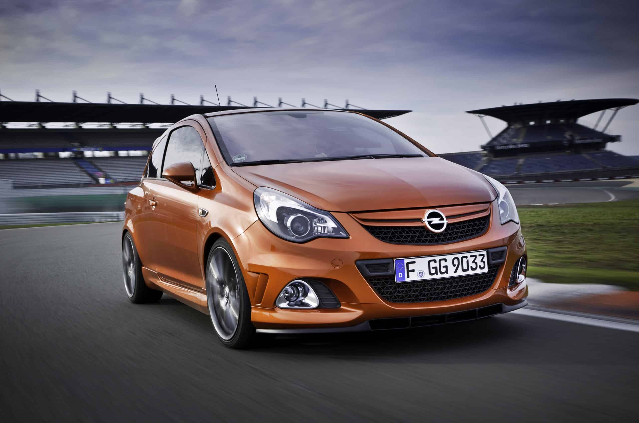 Νέο Opel Corsa GSE: Συνεχίζει δυναμικά την παράδοση των Hot Hatch