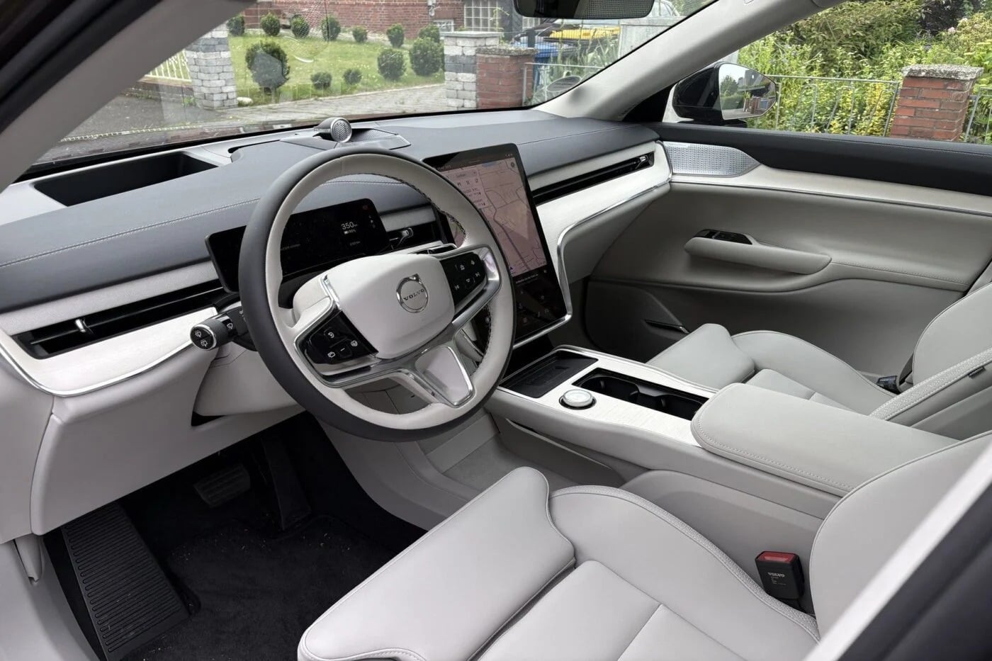Volvo EX90: Η αναβάθμιση στα 800V μεταμορφώνει το ηλεκτρικό SUV