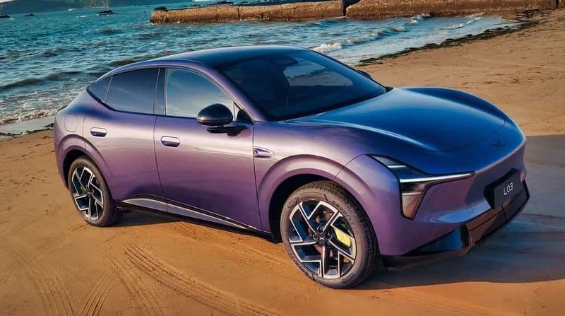 BYD Atto 3 vs Evo XPeng L03: Κινεζικός εμφύλιος πόλεμος