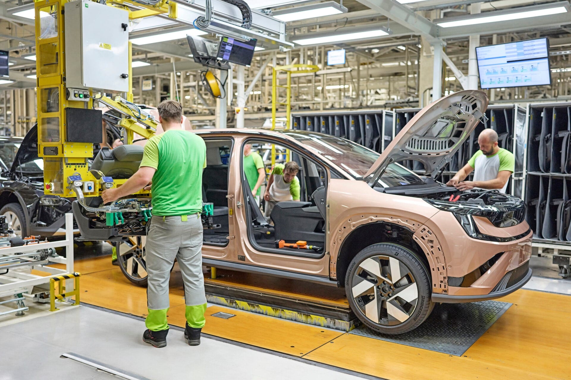 Skoda Peaq: Ξεκίνησε η παραγωγή του νέου 7θέσιου ηλεκτρικού SUV