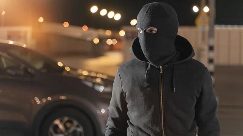 Τα καύσιμα γίνονται μαύρος χρυσός: Ήδη τρυπούν ρεζερβουάρ για να κλέψουν βενζίνη και ντίζελ.