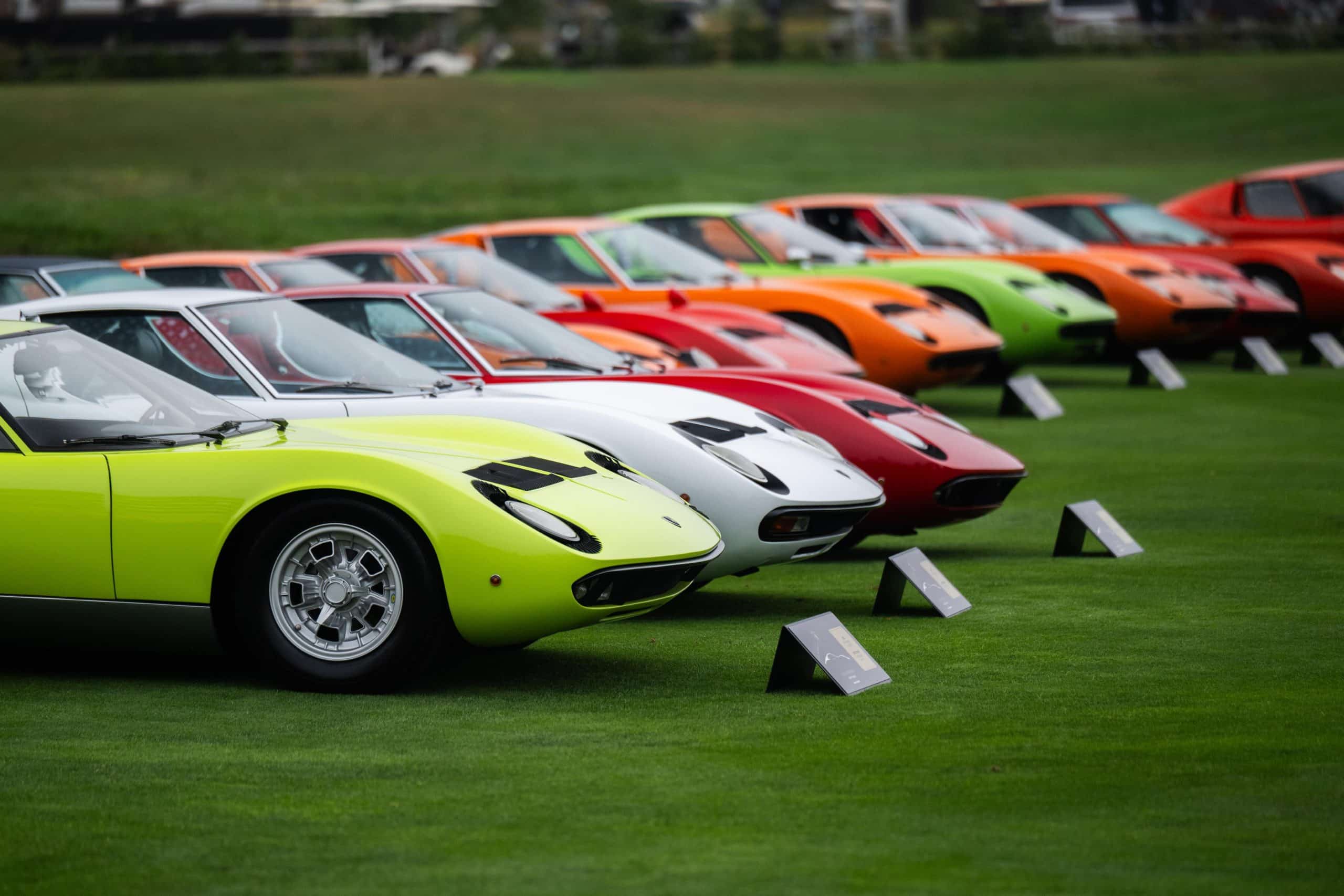 Lamborghini: Ιστορικό ρεκόρ με 43 Miura και το βλέμμα στο μέλλον