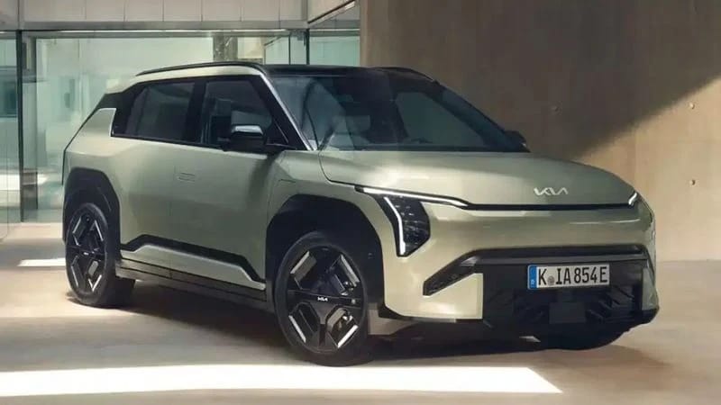 BYD Atto 3 Evo vs Kia EV3: Η μεγάλη «κόντρα» στα ηλεκτρικά SUV