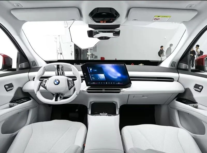 BMW iX3 L: Η κινεζική έκδοση που αλλάζει τα δεδομένα