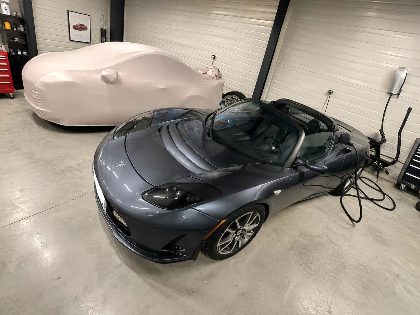 Tesla Roadster: Το ηλεκτρικό σπορ αυτοκίνητο που άλλαξε τα πάντα