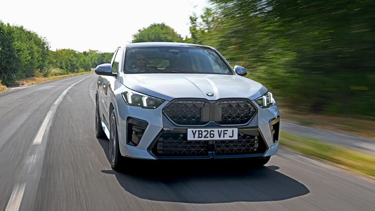 DS No4 vs BMW X2: Ποιο premium SUV είναι η καλύτερη επιλογή;