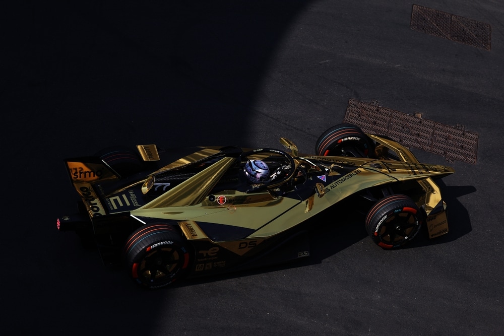 Η DS Automobiles αποχαιρετά τη Formula E με θριαμβευτική νίκη στο London E-Prix