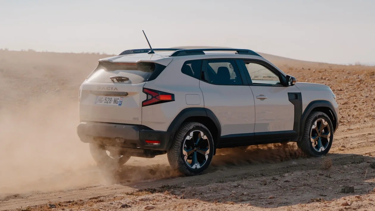 Dacia Duster και Bigster Hybrid 150 4x4: Ηλεκτροκίνητη τετρακίνηση και αυτόματο κιβώτιο 